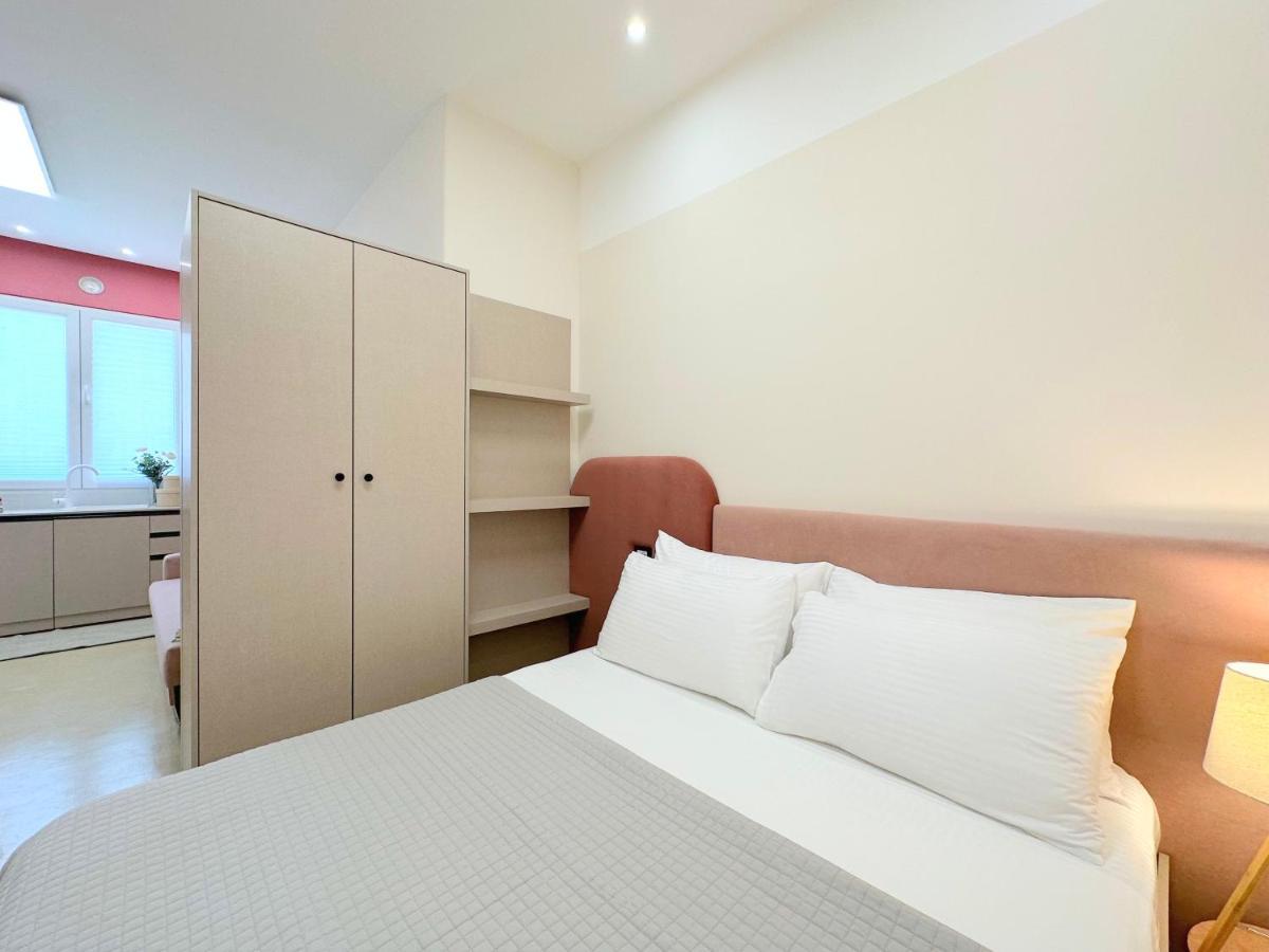 13 Eur For Monthly Stay - Home By The Sea - Hbs Golem  Exterior photo